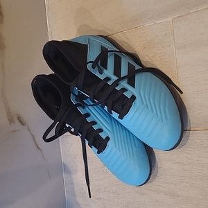 Adidas youth indoor soccer shoes 19.3